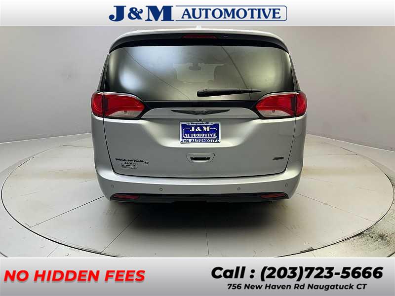 2020 Chrysler Pacifica Launch Edition, available for sale in Naugatuck, Connecticut | J&M Automotive Sls&Svc LLC. Naugatuck, Connecticut 2020 Chrysler Pacifica Launch Edition, available for sale in Naugatuck, Connecticut | J&M Automotive Sls&Svc LLC. Naugatuck, Connecticut