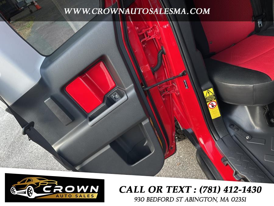 2012 Toyota FJ Cruiser 4WD 4dr Auto (Natl), available for sale in Abington, Massachusetts | Crown Auto Sales. Abington, Massachusetts 2012 Toyota FJ Cruiser 4WD 4dr Auto (Natl), available for sale in Abington, Massachusetts | Crown Auto Sales. Abington, Massachusetts