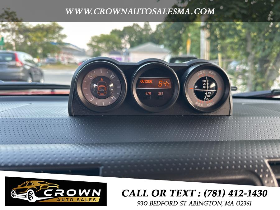 2012 Toyota FJ Cruiser 4WD 4dr Auto (Natl), available for sale in Abington, Massachusetts | Crown Auto Sales. Abington, Massachusetts 2012 Toyota FJ Cruiser 4WD 4dr Auto (Natl), available for sale in Abington, Massachusetts | Crown Auto Sales. Abington, Massachusetts
