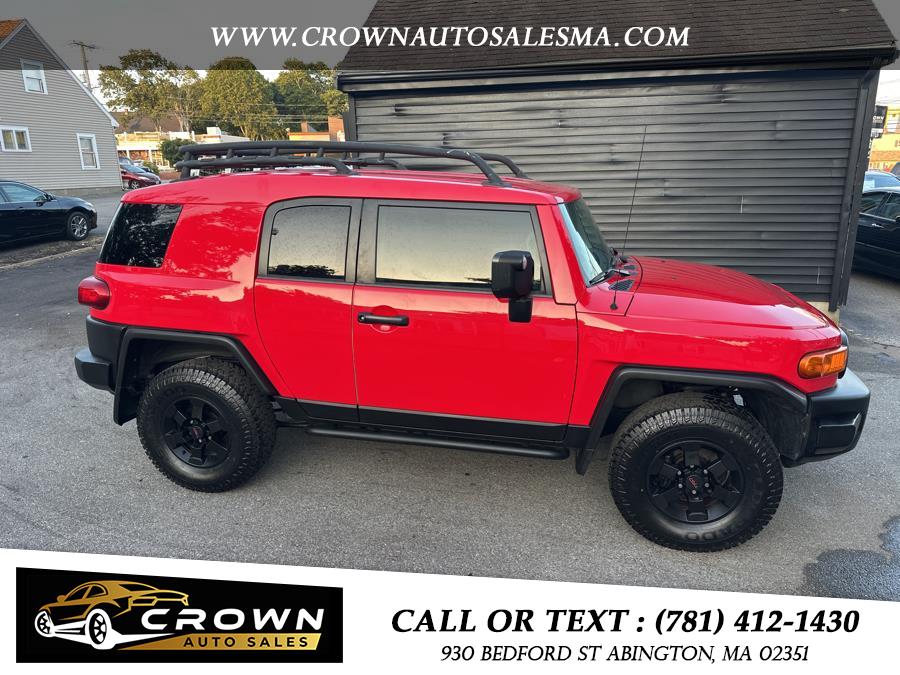 2012 Toyota FJ Cruiser 4WD 4dr Auto (Natl), available for sale in Abington, Massachusetts | Crown Auto Sales. Abington, Massachusetts 2012 Toyota FJ Cruiser 4WD 4dr Auto (Natl), available for sale in Abington, Massachusetts | Crown Auto Sales. Abington, Massachusetts