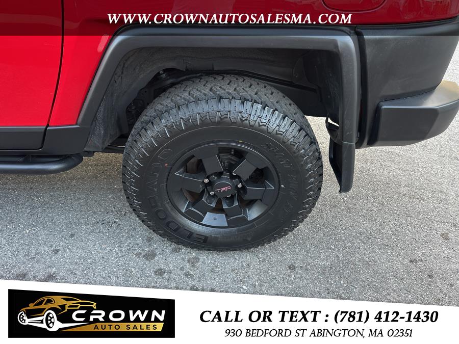 2012 Toyota FJ Cruiser 4WD 4dr Auto (Natl), available for sale in Abington, Massachusetts | Crown Auto Sales. Abington, Massachusetts 2012 Toyota FJ Cruiser 4WD 4dr Auto (Natl), available for sale in Abington, Massachusetts | Crown Auto Sales. Abington, Massachusetts