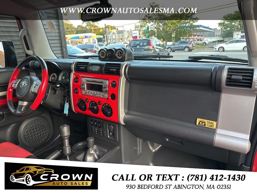 2012 Toyota FJ Cruiser 4WD 4dr Auto (Natl), available for sale in Abington, Massachusetts | Crown Auto Sales. Abington, Massachusetts 2012 Toyota FJ Cruiser 4WD 4dr Auto (Natl), available for sale in Abington, Massachusetts | Crown Auto Sales. Abington, Massachusetts