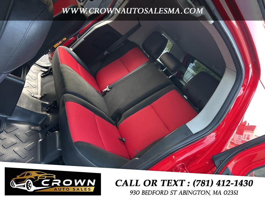 2012 Toyota FJ Cruiser 4WD 4dr Auto (Natl), available for sale in Abington, Massachusetts | Crown Auto Sales. Abington, Massachusetts 2012 Toyota FJ Cruiser 4WD 4dr Auto (Natl), available for sale in Abington, Massachusetts | Crown Auto Sales. Abington, Massachusetts