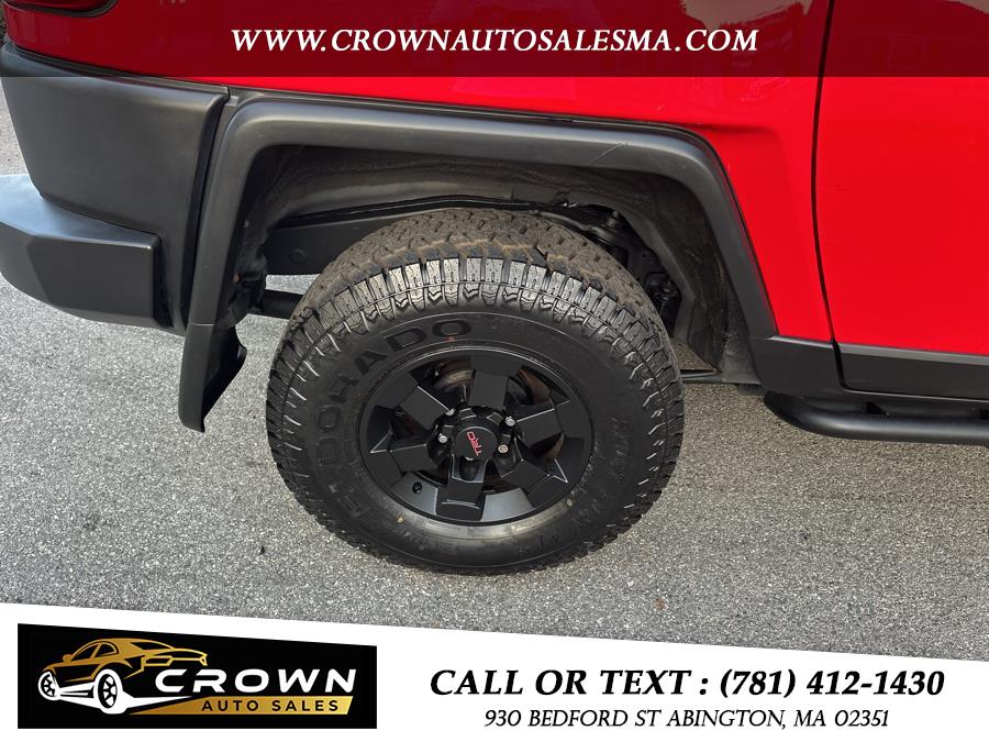 2012 Toyota FJ Cruiser 4WD 4dr Auto (Natl), available for sale in Abington, Massachusetts | Crown Auto Sales. Abington, Massachusetts 2012 Toyota FJ Cruiser 4WD 4dr Auto (Natl), available for sale in Abington, Massachusetts | Crown Auto Sales. Abington, Massachusetts
