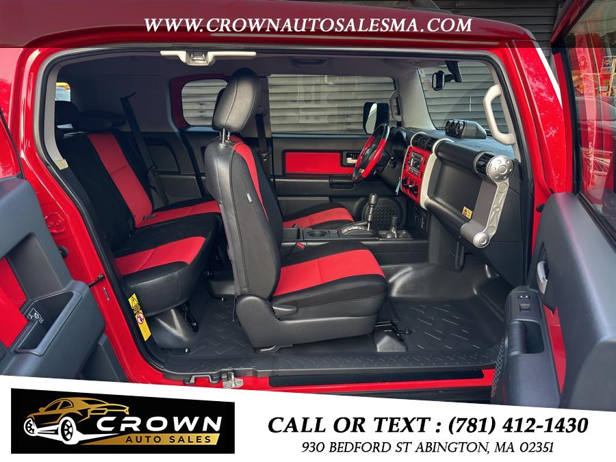 2012 Toyota FJ Cruiser 4WD 4dr Auto (Natl), available for sale in Abington, Massachusetts | Crown Auto Sales. Abington, Massachusetts 2012 Toyota FJ Cruiser 4WD 4dr Auto (Natl), available for sale in Abington, Massachusetts | Crown Auto Sales. Abington, Massachusetts
