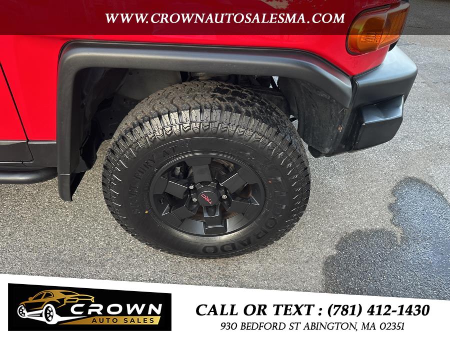 2012 Toyota FJ Cruiser 4WD 4dr Auto (Natl), available for sale in Abington, Massachusetts | Crown Auto Sales. Abington, Massachusetts 2012 Toyota FJ Cruiser 4WD 4dr Auto (Natl), available for sale in Abington, Massachusetts | Crown Auto Sales. Abington, Massachusetts