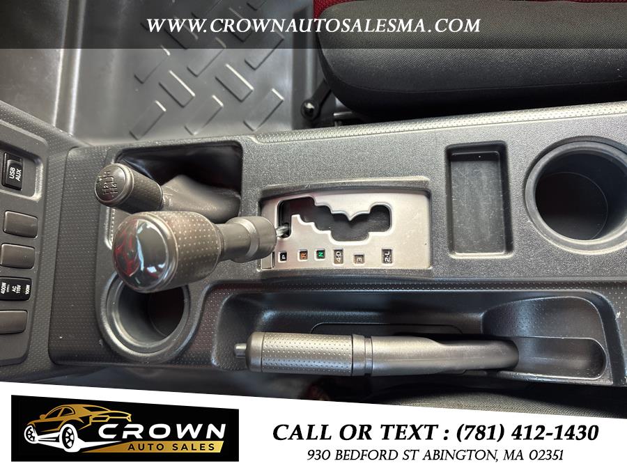 2012 Toyota FJ Cruiser 4WD 4dr Auto (Natl), available for sale in Abington, Massachusetts | Crown Auto Sales. Abington, Massachusetts 2012 Toyota FJ Cruiser 4WD 4dr Auto (Natl), available for sale in Abington, Massachusetts | Crown Auto Sales. Abington, Massachusetts