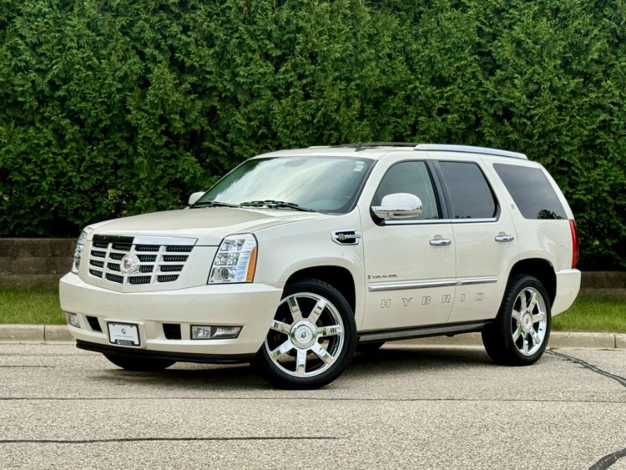 Used 2009 Cadillac Escalade in Darien, Wisconsin | Geneva Motor Cars. Darien, Wisconsin