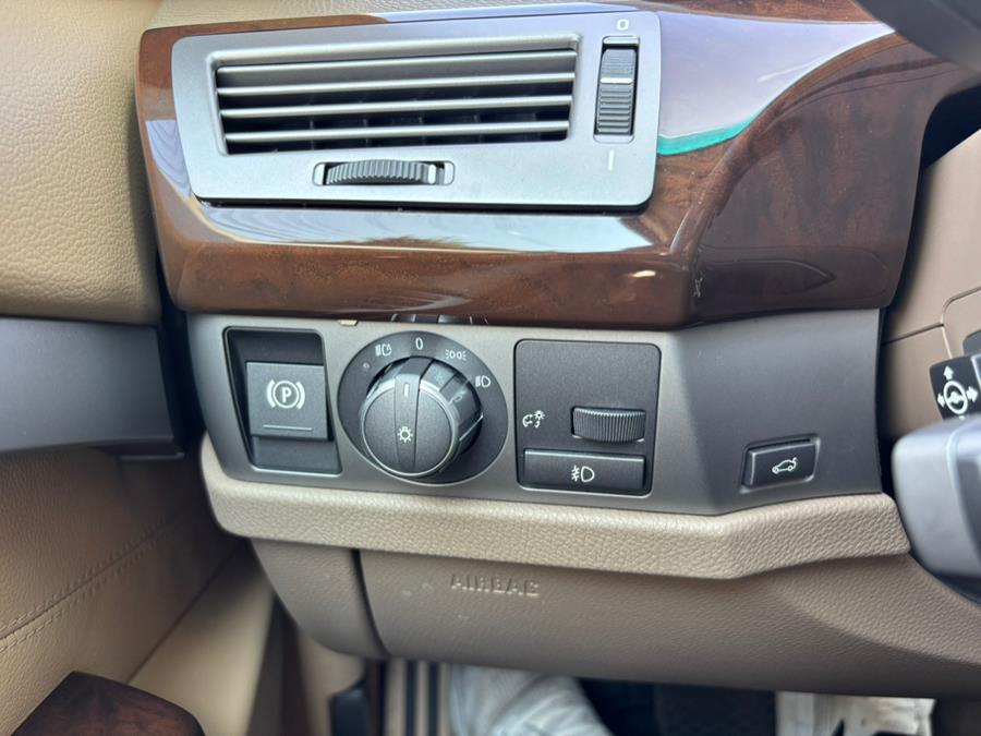 2006 BMW 7 Series 750Li 4dr Sdn, available for sale in New haven, Connecticut | Wilson Maturo Motors. New haven, Connecticut 2006 BMW 7 Series 750Li 4dr Sdn, available for sale in New haven, Connecticut | Wilson Maturo Motors. New haven, Connecticut