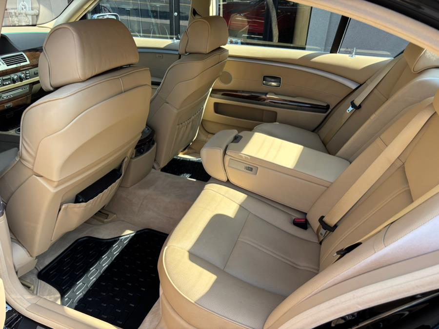 2006 BMW 7 Series 750Li 4dr Sdn, available for sale in New haven, Connecticut | Wilson Maturo Motors. New haven, Connecticut 2006 BMW 7 Series 750Li 4dr Sdn, available for sale in New haven, Connecticut | Wilson Maturo Motors. New haven, Connecticut