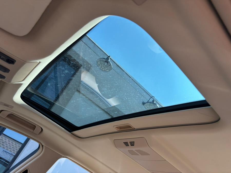 2006 BMW 7 Series 750Li 4dr Sdn, available for sale in New haven, Connecticut | Wilson Maturo Motors. New haven, Connecticut 2006 BMW 7 Series 750Li 4dr Sdn, available for sale in New haven, Connecticut | Wilson Maturo Motors. New haven, Connecticut