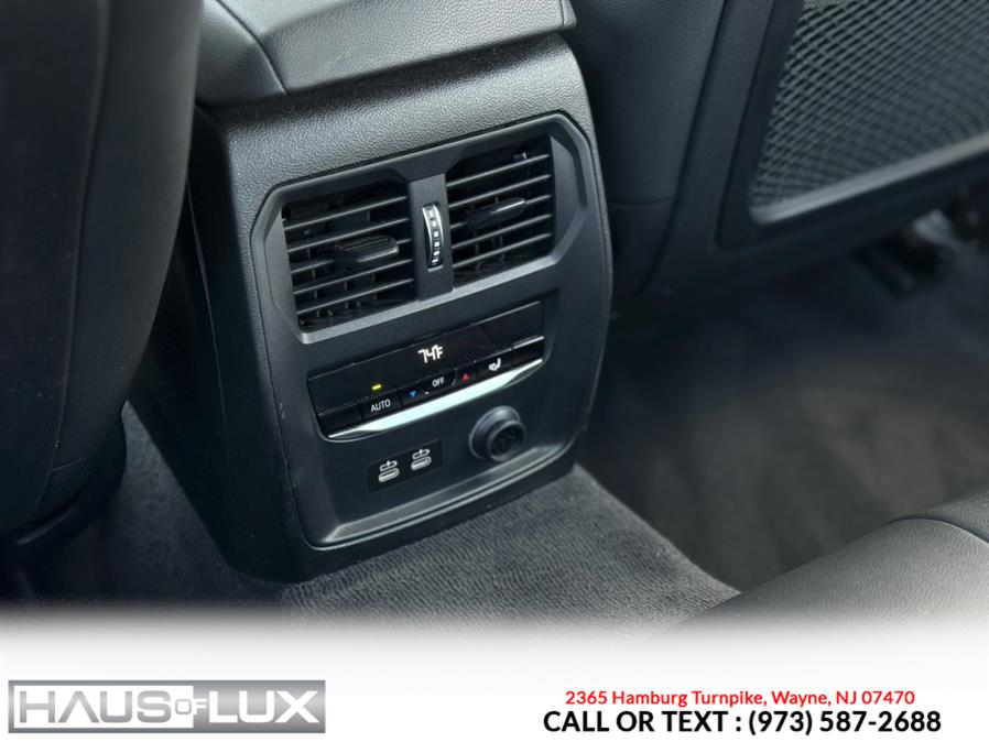 2019 BMW 3 Series 330i xDrive Sedan, available for sale in Wayne, New Jersey | Haus of Lux. Wayne, New Jersey 2019 BMW 3 Series 330i xDrive Sedan, available for sale in Wayne, New Jersey | Haus of Lux. Wayne, New Jersey