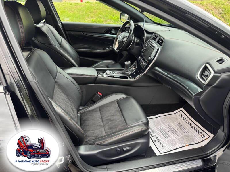 2020 Nissan Maxima SR 3.5L, available for sale in Meriden, Connecticut | Sandra Auto Broker LLC. Meriden, Connecticut 2020 Nissan Maxima SR 3.5L, available for sale in Meriden, Connecticut | Sandra Auto Broker LLC. Meriden, Connecticut