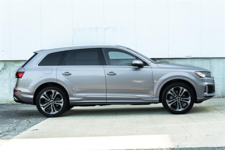 2022 Audi Q7 Premium Plus, available for sale in Woodside, New York | Drive Central. Woodside, New York 2022 Audi Q7 Premium Plus, available for sale in Woodside, New York | Drive Central. Woodside, New York