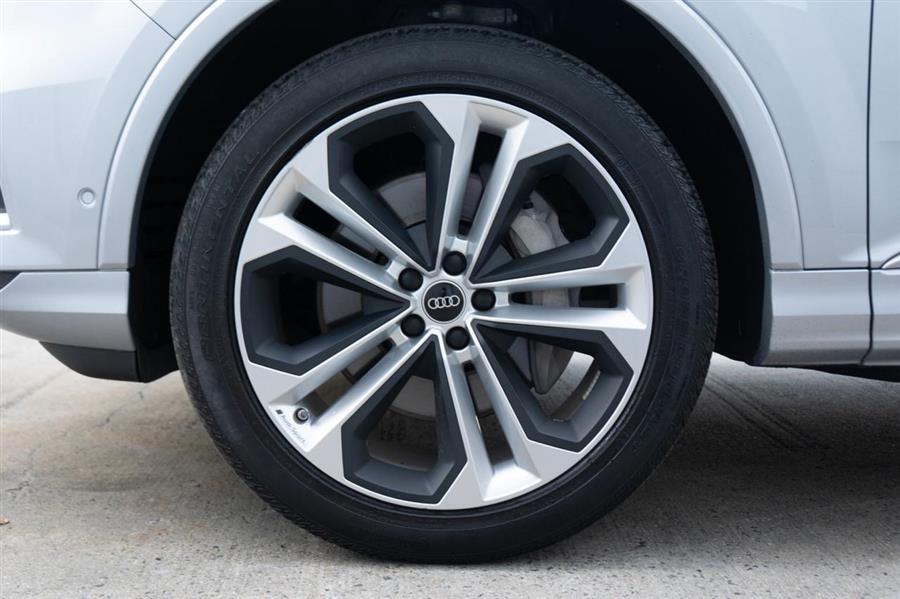 2022 Audi Q7 Premium Plus, available for sale in Woodside, New York | Drive Central. Woodside, New York 2022 Audi Q7 Premium Plus, available for sale in Woodside, New York | Drive Central. Woodside, New York