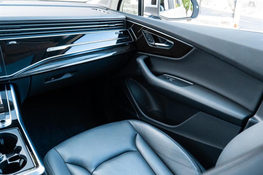 2022 Audi Q7 Premium Plus, available for sale in Woodside, New York | Drive Central. Woodside, New York 2022 Audi Q7 Premium Plus, available for sale in Woodside, New York | Drive Central. Woodside, New York