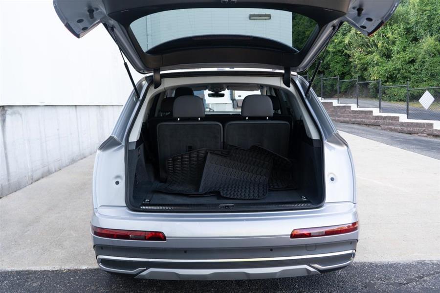 2022 Audi Q7 Premium Plus, available for sale in Woodside, New York | Drive Central. Woodside, New York 2022 Audi Q7 Premium Plus, available for sale in Woodside, New York | Drive Central. Woodside, New York