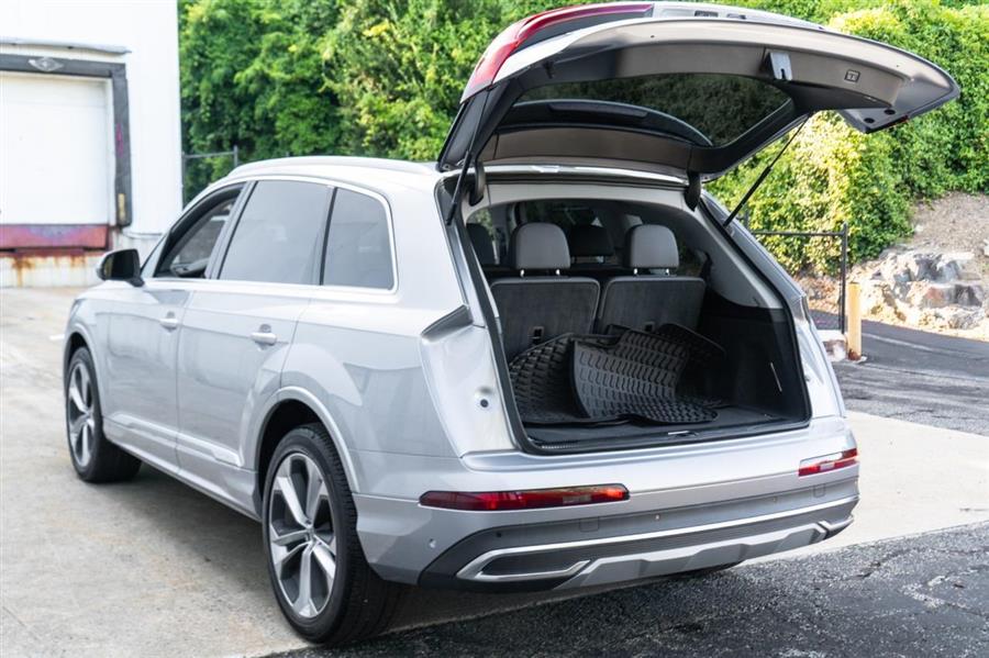 2022 Audi Q7 Premium Plus, available for sale in Woodside, New York | Drive Central. Woodside, New York 2022 Audi Q7 Premium Plus, available for sale in Woodside, New York | Drive Central. Woodside, New York