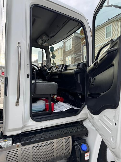 2020 Hino 268A 26FT SMYRNA BOX/MAXON LIFTGATE NON CDL, available for sale in Paterson, New Jersey | Speedway Motors LLC. Paterson, New Jersey 2020 Hino 268A 26FT SMYRNA BOX/MAXON LIFTGATE NON CDL, available for sale in Paterson, New Jersey | Speedway Motors LLC. Paterson, New Jersey