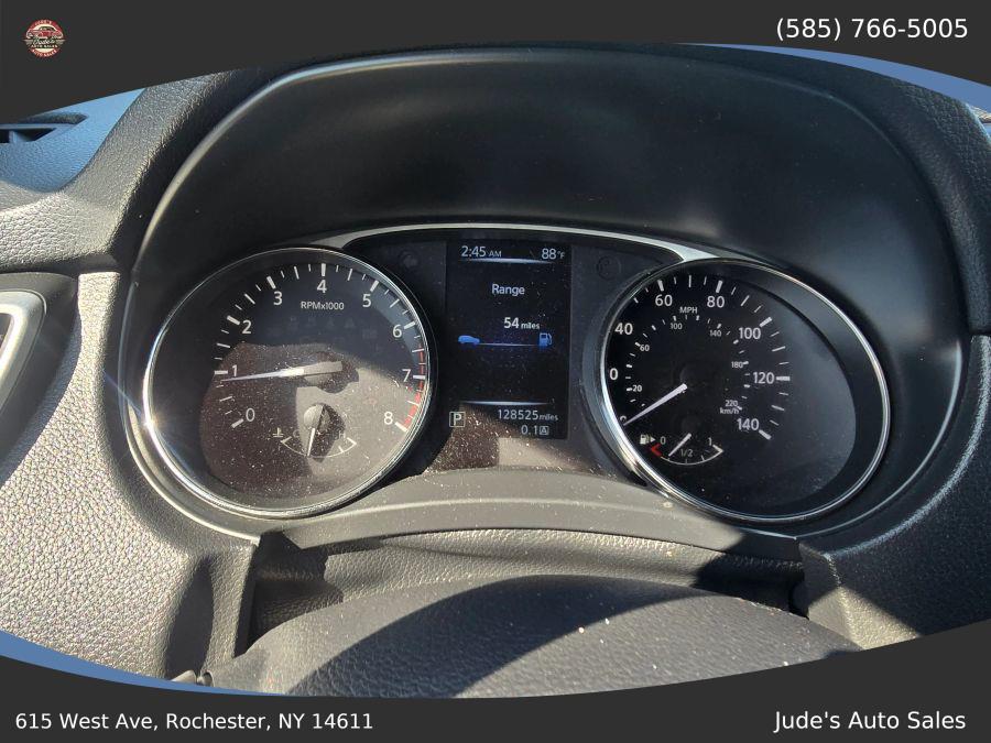 2015 Nissan Rogue S Sport Utility 4D, available for sale in Wolcott, New York | Auto Hunter CNY. Wolcott, New York 2015 Nissan Rogue S Sport Utility 4D, available for sale in Wolcott, New York | Auto Hunter CNY. Wolcott, New York