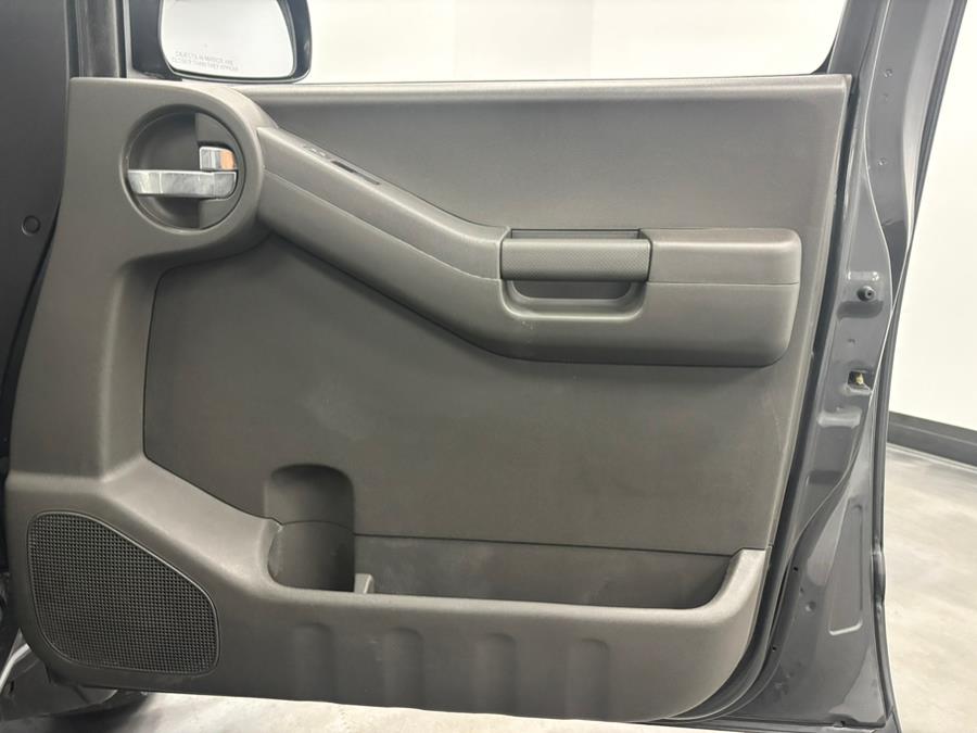 2014 Nissan Xterra 4WD 4dr Auto Pro-4X, available for sale in Elizabeth, New Jersey | Dream Auto Group DBA M Auto Group. Elizabeth, New Jersey 2014 Nissan Xterra 4WD 4dr Auto Pro-4X, available for sale in Elizabeth, New Jersey | Dream Auto Group DBA M Auto Group. Elizabeth, New Jersey