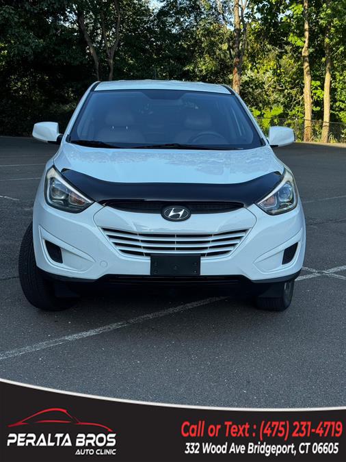 2015 Hyundai Tucson AWD 4dr GLS, available for sale in Bridgeport, Connecticut | Peralta Bros Auto Clinic. Bridgeport, Connecticut 2015 Hyundai Tucson AWD 4dr GLS, available for sale in Bridgeport, Connecticut | Peralta Bros Auto Clinic. Bridgeport, Connecticut