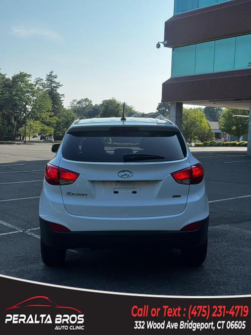 2015 Hyundai Tucson AWD 4dr GLS, available for sale in Bridgeport, Connecticut | Peralta Bros Auto Clinic. Bridgeport, Connecticut 2015 Hyundai Tucson AWD 4dr GLS, available for sale in Bridgeport, Connecticut | Peralta Bros Auto Clinic. Bridgeport, Connecticut