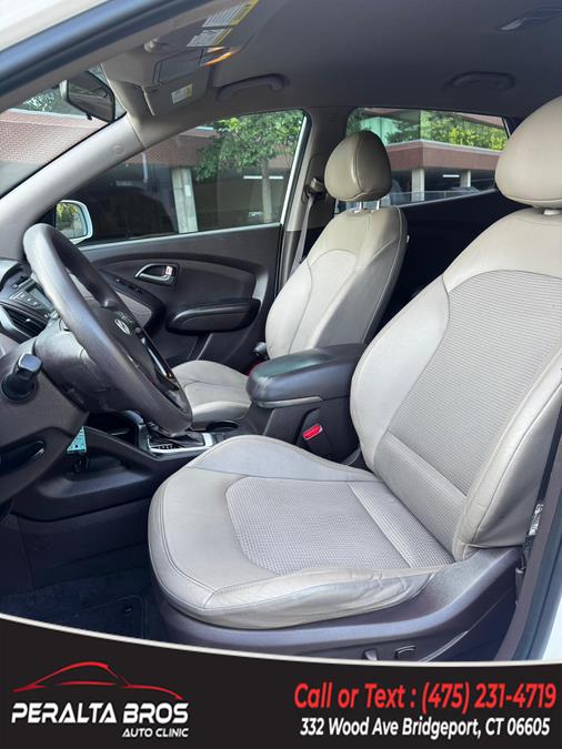 2015 Hyundai Tucson AWD 4dr GLS, available for sale in Bridgeport, Connecticut | Peralta Bros Auto Clinic. Bridgeport, Connecticut 2015 Hyundai Tucson AWD 4dr GLS, available for sale in Bridgeport, Connecticut | Peralta Bros Auto Clinic. Bridgeport, Connecticut