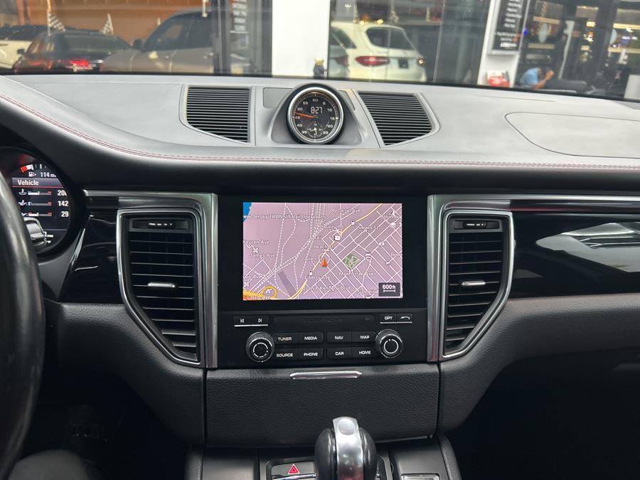 2018 Porsche Macan Sport Edition AWD, available for sale in Jersey City, New Jersey | Luxe Auto Galleria. Jersey City, New Jersey 2018 Porsche Macan Sport Edition AWD, available for sale in Jersey City, New Jersey | Luxe Auto Galleria. Jersey City, New Jersey