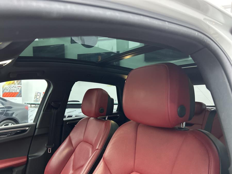 2018 Porsche Macan Sport Edition AWD, available for sale in Jersey City, New Jersey | Luxe Auto Galleria. Jersey City, New Jersey 2018 Porsche Macan Sport Edition AWD, available for sale in Jersey City, New Jersey | Luxe Auto Galleria. Jersey City, New Jersey