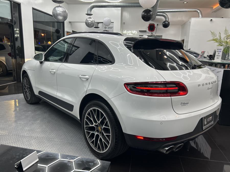 2018 Porsche Macan Sport Edition AWD, available for sale in Jersey City, New Jersey | Luxe Auto Galleria. Jersey City, New Jersey 2018 Porsche Macan Sport Edition AWD, available for sale in Jersey City, New Jersey | Luxe Auto Galleria. Jersey City, New Jersey