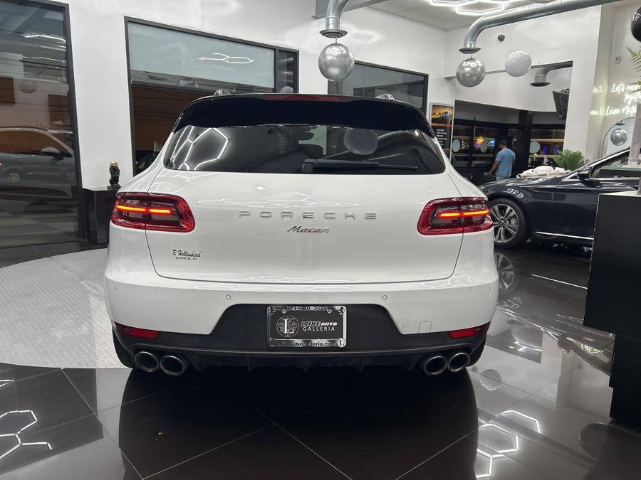 2018 Porsche Macan Sport Edition AWD, available for sale in Jersey City, New Jersey | Luxe Auto Galleria. Jersey City, New Jersey 2018 Porsche Macan Sport Edition AWD, available for sale in Jersey City, New Jersey | Luxe Auto Galleria. Jersey City, New Jersey