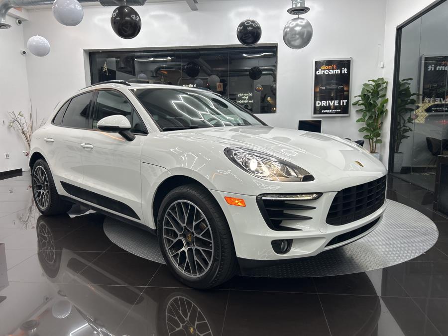2018 Porsche Macan Sport Edition AWD, available for sale in Jersey City, New Jersey | Luxe Auto Galleria. Jersey City, New Jersey 2018 Porsche Macan Sport Edition AWD, available for sale in Jersey City, New Jersey | Luxe Auto Galleria. Jersey City, New Jersey