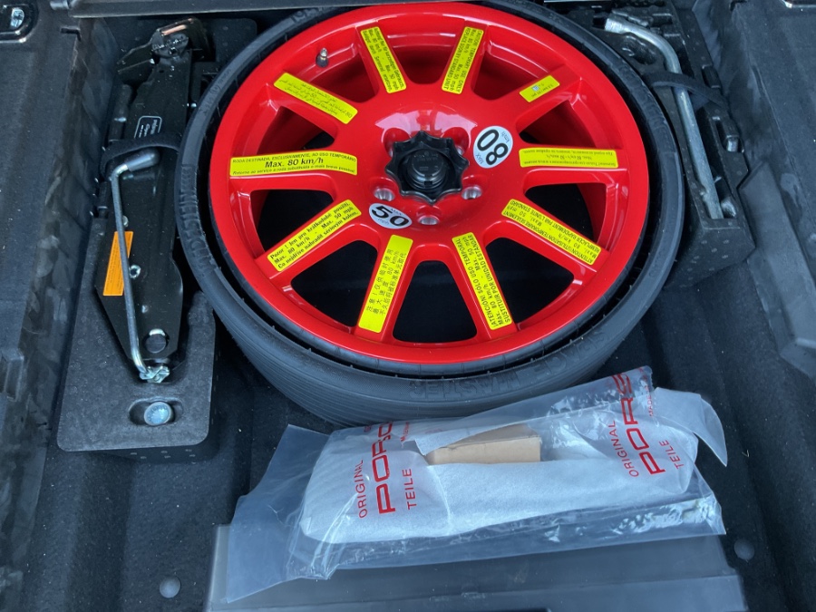 2015 Porsche Macan AWD 4dr S, available for sale in Waterbury, Connecticut | Jim Juliani Motors. Waterbury, Connecticut 2015 Porsche Macan AWD 4dr S, available for sale in Waterbury, Connecticut | Jim Juliani Motors. Waterbury, Connecticut