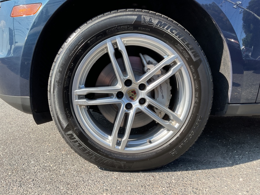 2015 Porsche Macan AWD 4dr S, available for sale in Waterbury, Connecticut | Jim Juliani Motors. Waterbury, Connecticut 2015 Porsche Macan AWD 4dr S, available for sale in Waterbury, Connecticut | Jim Juliani Motors. Waterbury, Connecticut