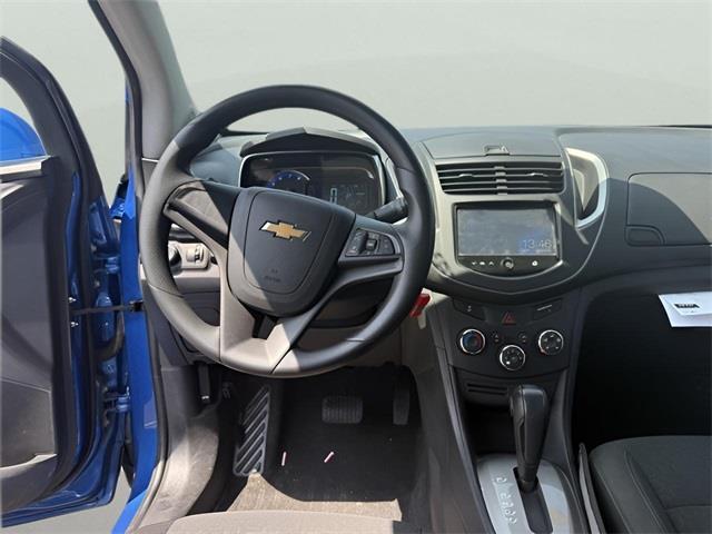 2016 Chevrolet Trax LS, available for sale in Stratford, Connecticut | Wiz Leasing Inc. Stratford, Connecticut 2016 Chevrolet Trax LS, available for sale in Stratford, Connecticut | Wiz Leasing Inc. Stratford, Connecticut