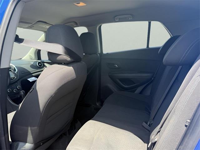 2016 Chevrolet Trax LS, available for sale in Stratford, Connecticut | Wiz Leasing Inc. Stratford, Connecticut 2016 Chevrolet Trax LS, available for sale in Stratford, Connecticut | Wiz Leasing Inc. Stratford, Connecticut