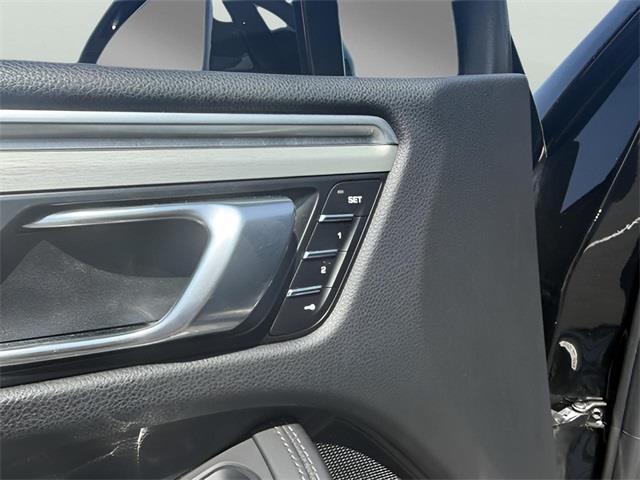 2018 Porsche Macan GTS, available for sale in Stratford, Connecticut | Wiz Leasing Inc. Stratford, Connecticut 2018 Porsche Macan GTS, available for sale in Stratford, Connecticut | Wiz Leasing Inc. Stratford, Connecticut