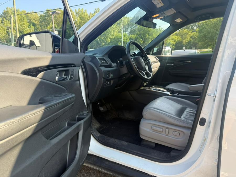 2021 Honda Passport Elite AWD, available for sale in New Milford, Connecticut | Auto Technic LLC. New Milford, Connecticut 2021 Honda Passport Elite AWD, available for sale in New Milford, Connecticut | Auto Technic LLC. New Milford, Connecticut