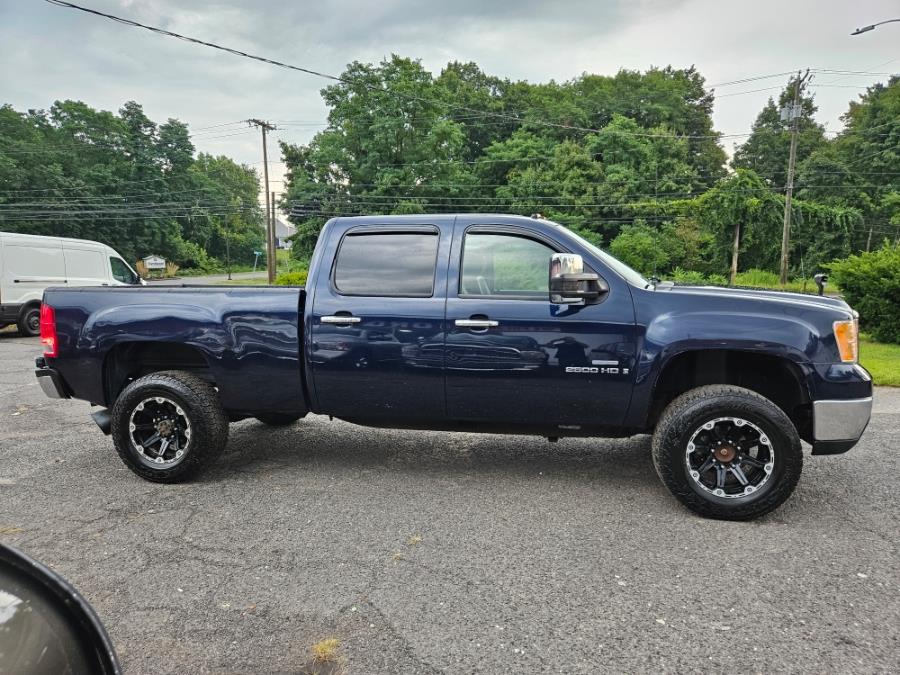 2009 GMC Sierra 2500HD 4WD 6.6 Duramax Diesel Crew Cab 153" SLE, available for sale in East Windsor, Connecticut | Toro Auto. East Windsor, Connecticut 2009 GMC Sierra 2500HD 4WD 6.6 Duramax Diesel Crew Cab 153" SLE, available for sale in East Windsor, Connecticut | Toro Auto. East Windsor, Connecticut