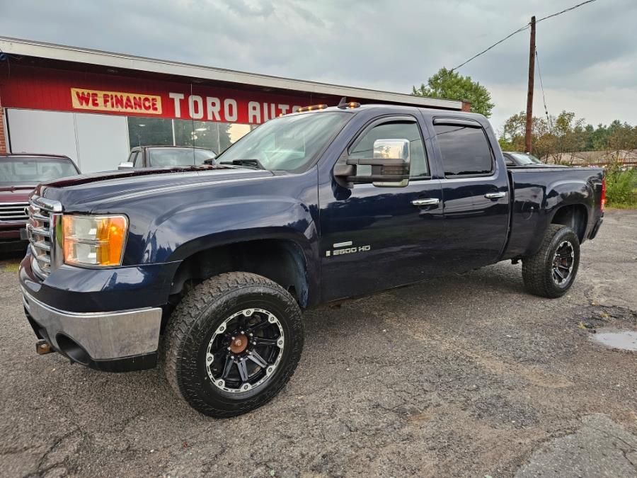 2009 GMC Sierra 2500HD 4WD 6.6 Duramax Diesel Crew Cab 153" SLE, available for sale in East Windsor, Connecticut | Toro Auto. East Windsor, Connecticut 2009 GMC Sierra 2500HD 4WD 6.6 Duramax Diesel Crew Cab 153" SLE, available for sale in East Windsor, Connecticut | Toro Auto. East Windsor, Connecticut