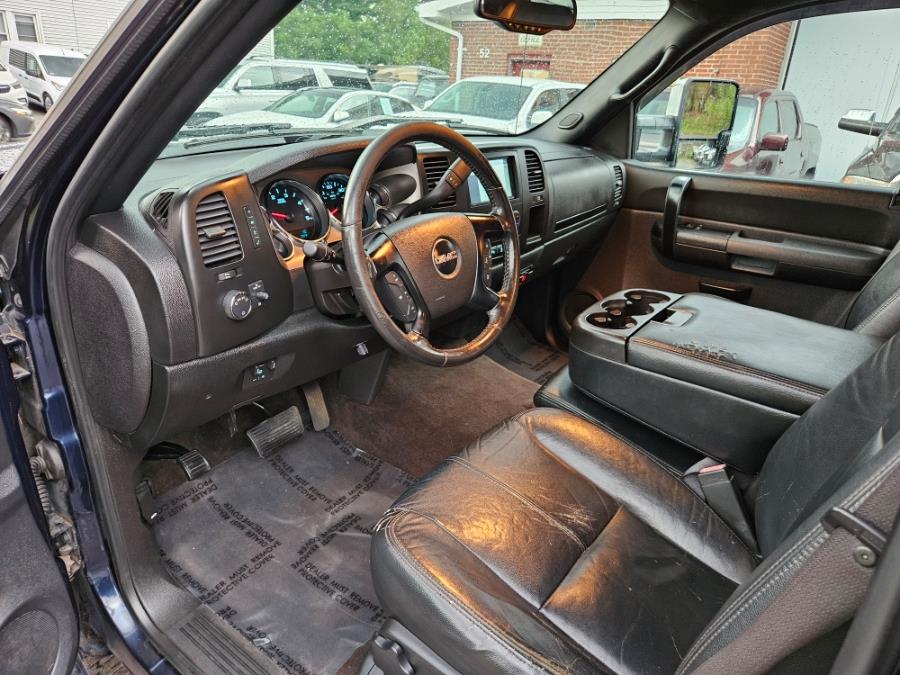 2009 GMC Sierra 2500HD 4WD 6.6 Duramax Diesel Crew Cab 153" SLE, available for sale in East Windsor, Connecticut | Toro Auto. East Windsor, Connecticut 2009 GMC Sierra 2500HD 4WD 6.6 Duramax Diesel Crew Cab 153" SLE, available for sale in East Windsor, Connecticut | Toro Auto. East Windsor, Connecticut