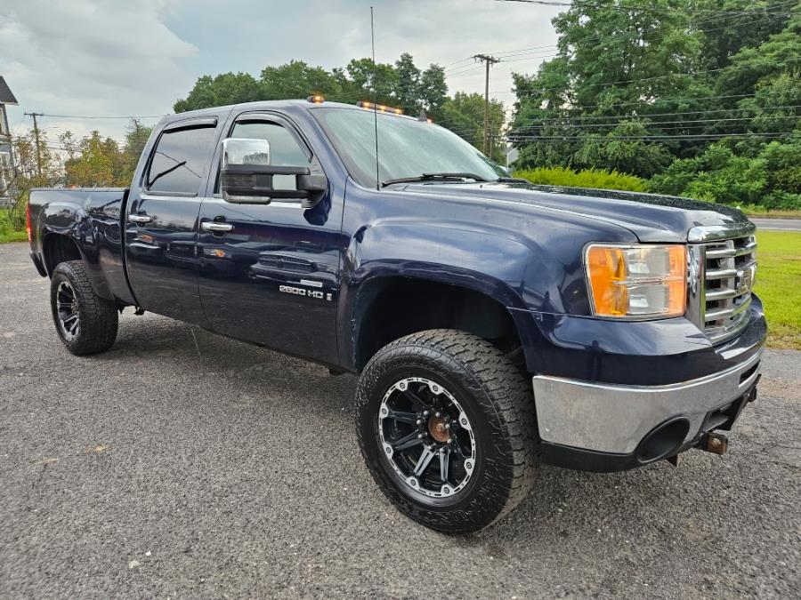 2009 GMC Sierra 2500HD 4WD 6.6 Duramax Diesel Crew Cab 153" SLE, available for sale in East Windsor, Connecticut | Toro Auto. East Windsor, Connecticut 2009 GMC Sierra 2500HD 4WD 6.6 Duramax Diesel Crew Cab 153" SLE, available for sale in East Windsor, Connecticut | Toro Auto. East Windsor, Connecticut