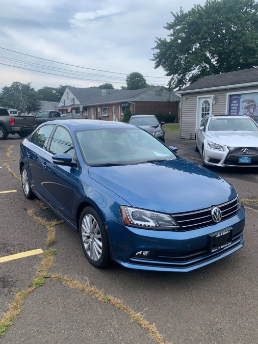 Used 2016 Volkswagen Jetta Sedan in Clinton, Connecticut | M&M Motors International. Clinton, Connecticut