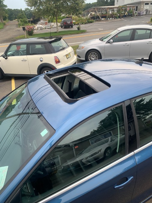 2016 Volkswagen Jetta 1.8T SEL Premium photo 4