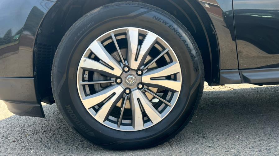 2017 Nissan Pathfinder 4x4 SV, available for sale in East Windsor, Connecticut | A1 Auto Sale LLC. East Windsor, Connecticut 2017 Nissan Pathfinder 4x4 SV, available for sale in East Windsor, Connecticut | A1 Auto Sale LLC. East Windsor, Connecticut