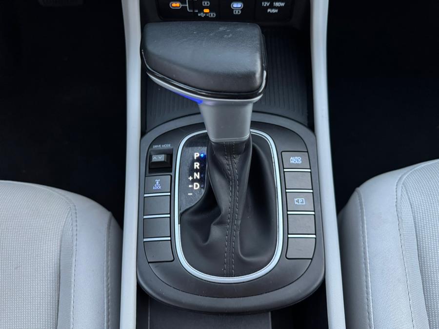 2024 Hyundai Kona SEL AWD, available for sale in Linden, New Jersey | Champion Used Auto Sales. Linden, New Jersey 2024 Hyundai Kona SEL AWD, available for sale in Linden, New Jersey | Champion Used Auto Sales. Linden, New Jersey