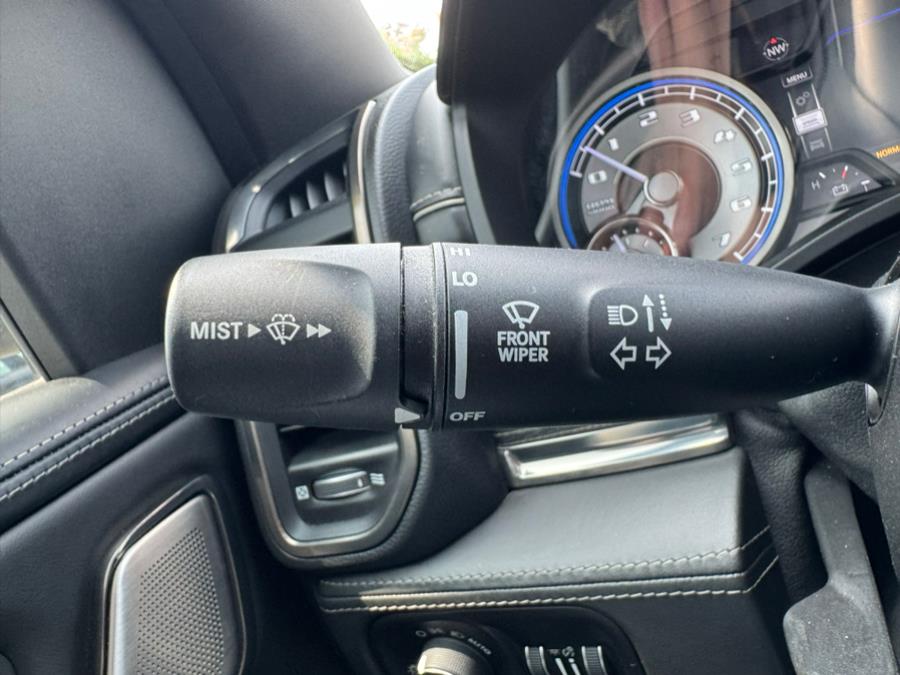 2020 Ram 1500 Limited 4x4 Crew Cab 5''7" Box, available for sale in Linden, New Jersey | Champion Used Auto Sales. Linden, New Jersey 2020 Ram 1500 Limited 4x4 Crew Cab 5''7" Box, available for sale in Linden, New Jersey | Champion Used Auto Sales. Linden, New Jersey