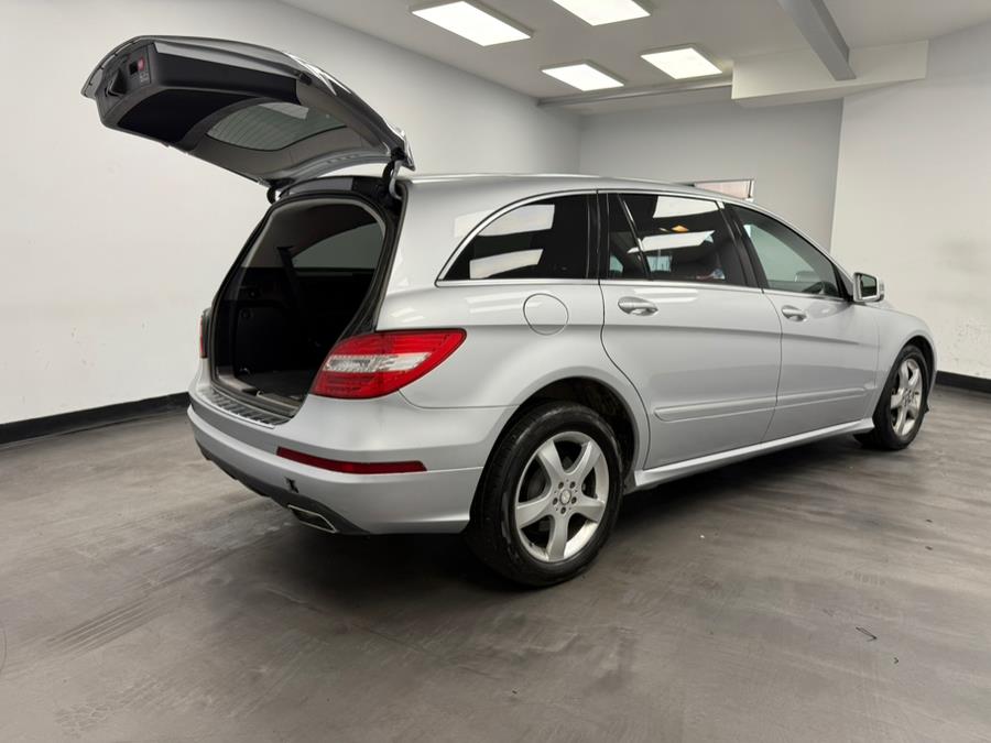 2011 Mercedes-Benz R-Class 4MATIC 4dr R350, available for sale in Elizabeth, New Jersey | M Auto Group. Elizabeth, New Jersey 2011 Mercedes-Benz R-Class 4MATIC 4dr R350, available for sale in Elizabeth, New Jersey | M Auto Group. Elizabeth, New Jersey
