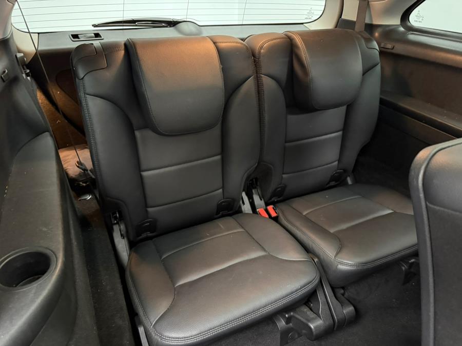 2011 Mercedes-Benz R-Class 4MATIC 4dr R350, available for sale in Elizabeth, New Jersey | M Auto Group. Elizabeth, New Jersey 2011 Mercedes-Benz R-Class 4MATIC 4dr R350, available for sale in Elizabeth, New Jersey | M Auto Group. Elizabeth, New Jersey